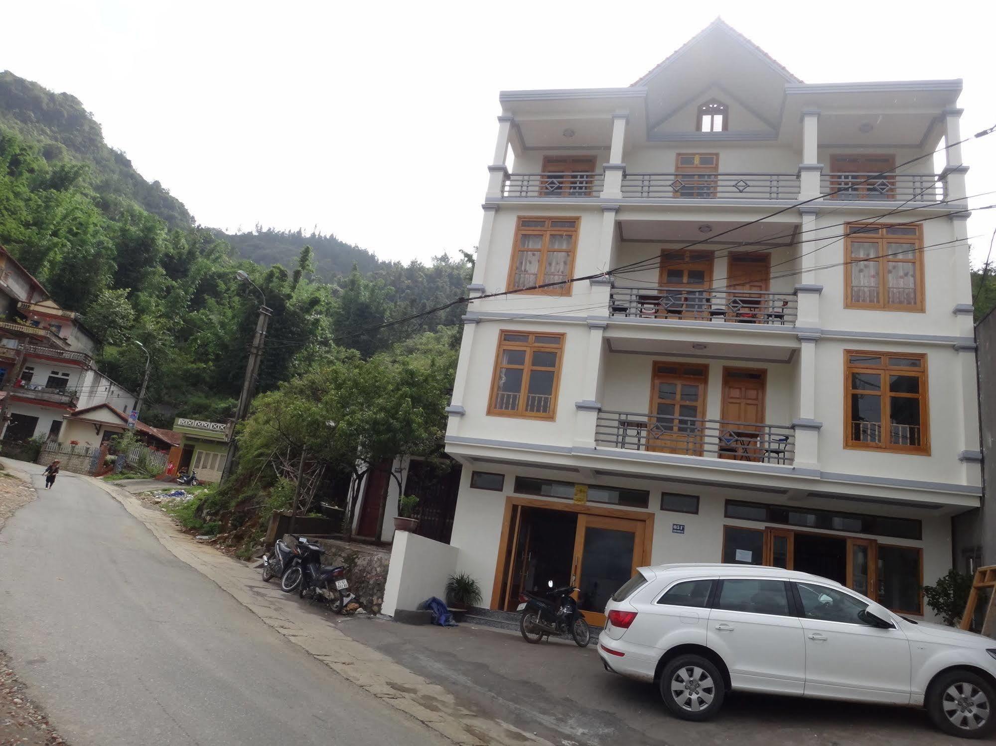 Mountain City Hotel Sa Pa Exterior photo
